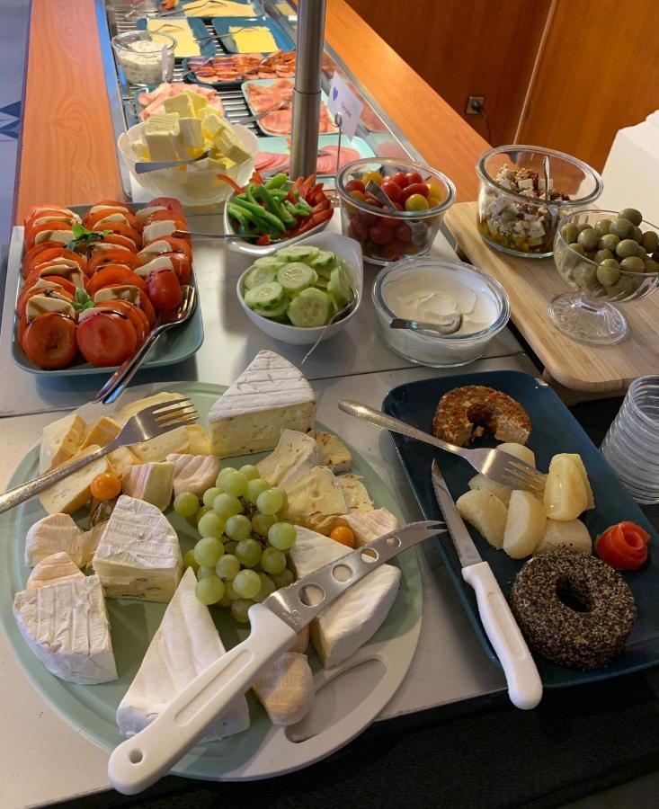 Seehotel Neue Liebe 쿡스하펜 외부 사진