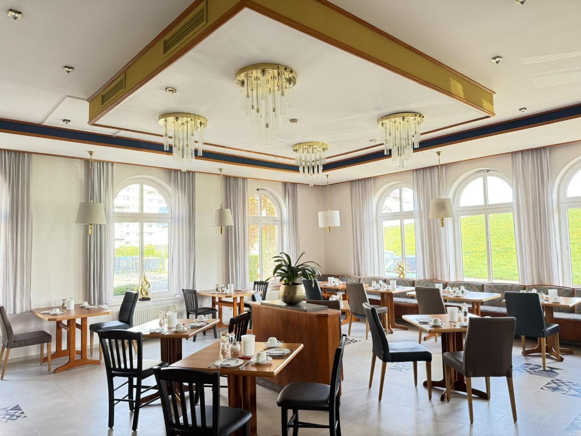 Seehotel Neue Liebe 쿡스하펜 외부 사진